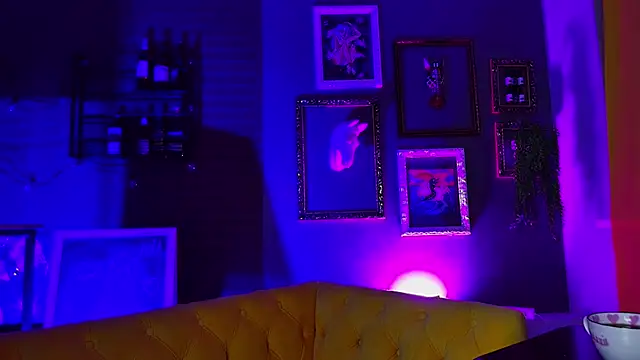 SakuraBliss online show from September 26, 4:55 pm