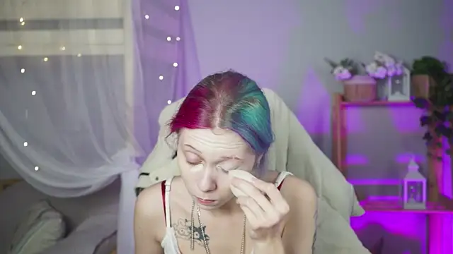 SakuraBliss online show from November 13, 5:01 pm