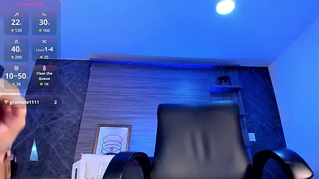 MadisonAnngel online show from November 4, 7:35 pm