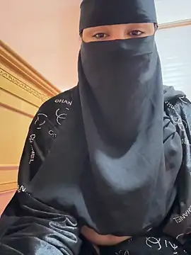  Laiali  online show from October 4, 11:41 am