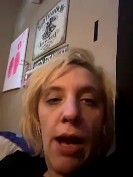 flavi1996 online show from December 15, 2:05 am