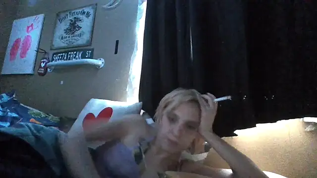 flavi1996 online show from December 15, 2:54 pm