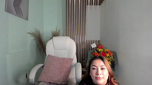 MacarenaRosse online show from November 12, 8:41 pm