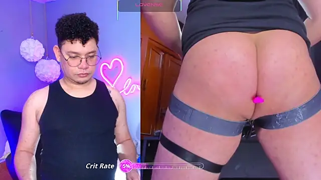 Snapshot of _Aron_Piter_ chatting on December 3, 9:57 pm Aron Piter online show from December 3, 9:57 pm