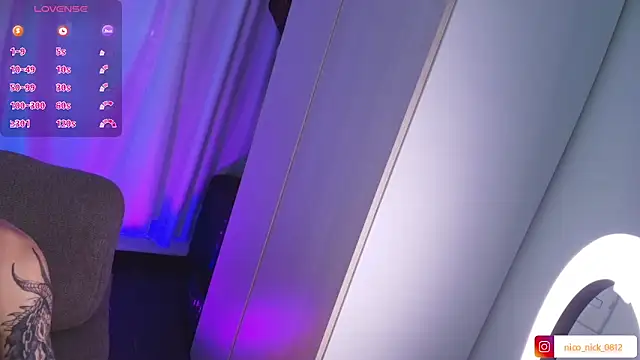 Snapshot of Nick_Bangover_ chatting on March 13, 6:14 pm Nick Bangover online show from March 13, 6:14 pm