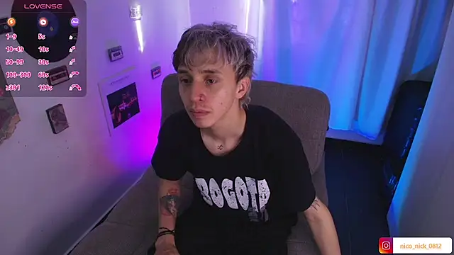 Snapshot of Nick_Bangover_ chatting on March 14, 7:52 pm Nick Bangover online show from March 14, 7:52 pm