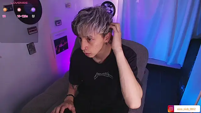 Snapshot of Nick_Bangover_ chatting on March 23, 10:14 pm Nick Bangover online show from March 23, 10:14 pm