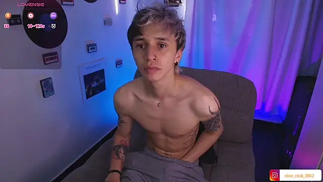 Snapshot of Nick_Bangover_ chatting on March 24, 8:14 pm Nick Bangover online show from March 24, 8:14 pm