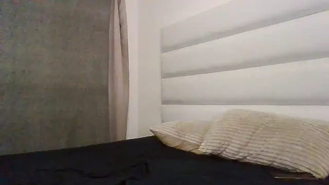 SexyNonnyy online show from November 1, 6:21 pm