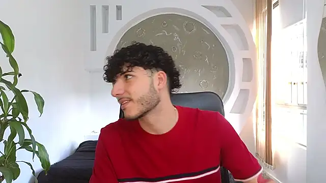 Rafael Mendezz online show from October 2, 8:16 pm