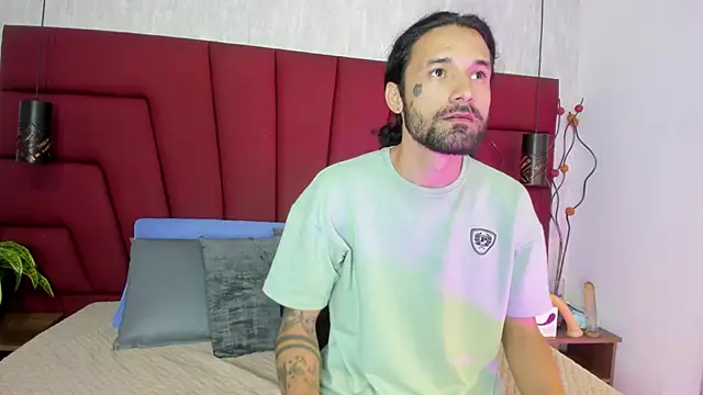 Hisoka 011 online show from November 7, 1:27 am