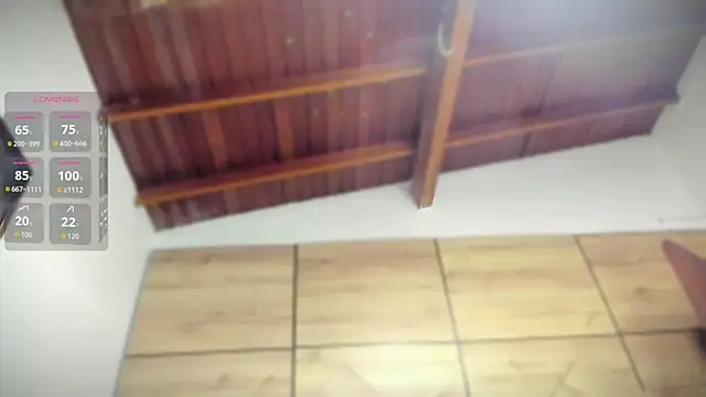 Isabelagomez1 online show from September 13, 5:35 pm