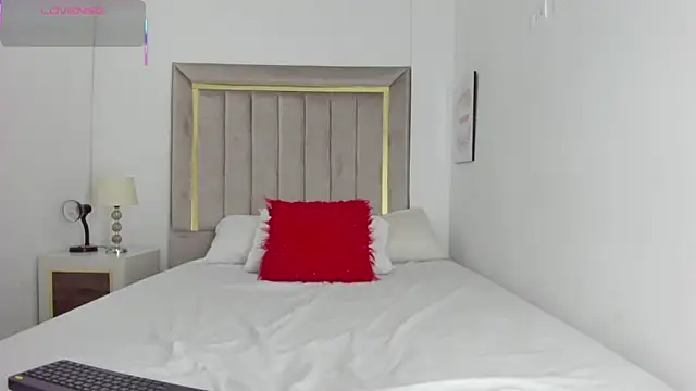 Snapshot of lapiz_lazuli12 chatting on October 7, 7:00 pm lapiz lazuli12 online show from October 7, 7:00 pm