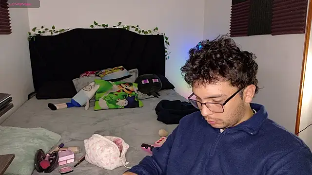 Conor Taylor online show from March 14, 2:11 pm