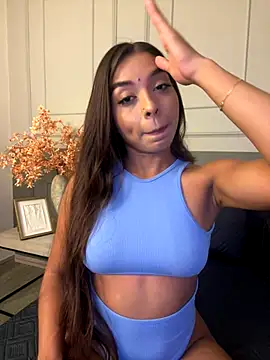 Snapshot of AnnyVega_ chatting on October 6, 10:40 pm AnnyVega online show from October 6, 10:40 pm