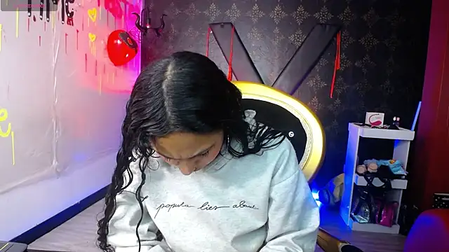 Sweettpleasure online show from September 30, 12:32 pm