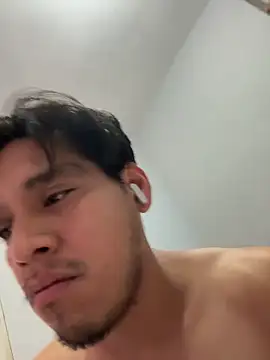 Snapshot of marlonghc4 chatting on November 4, 4:00 am marlonghc4 online show from November 4, 4:00 am