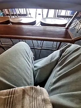 YoursThickDick online show from January 18, 9:13 am