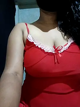 Snapshot of DiyaRoy49 chatting on April 21, 8:01 pm DiyaRoy49 online show from April 21, 8:01 pm