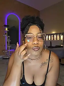 Naomi jhonson online show from June 16, 2:09 pm