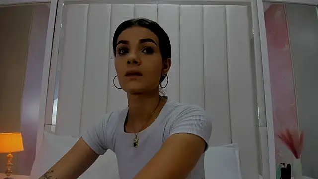 isabella-hot28 online show from October 1, 12:33 pm