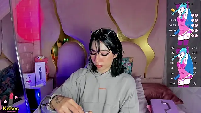 Snapshot of Niina_Sissy chatting on March 3, 3:45 am Niina Sissy online show from March 3, 3:45 am