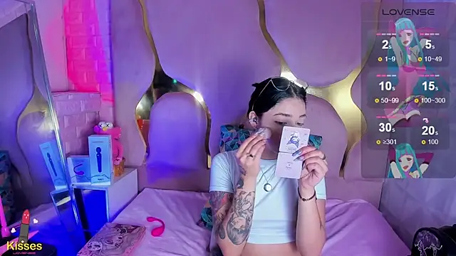 Snapshot of Niina_Sissy chatting on March 15, 5:02 am Niina Sissy online show from March 15, 5:02 am