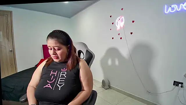 Lizz Milf online show from November 4, 2:43 am