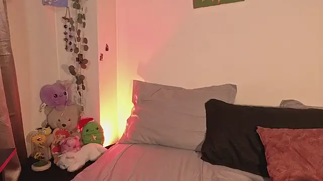 GaiaJoness online show from March 24, 5:29 pm