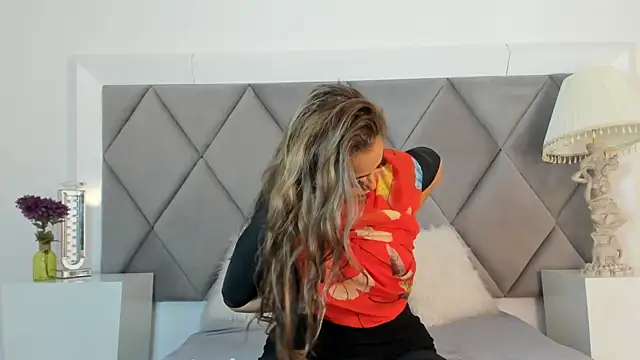 GiadaRizzo online show from November 27, 6:21 pm