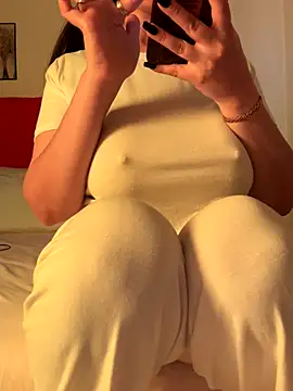 OnlyRima online show from October 17, 12:30 pm