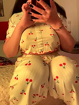 OnlyRima online show from November 24, 1:33 pm