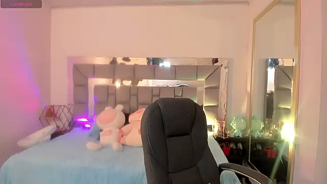 im Lorena online show from September 22, 8:11 pm