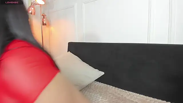 im Lorena online show from November 27, 8:00 pm