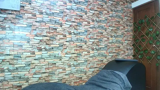 naomi campbel  online show from November 2, 1:46 pm