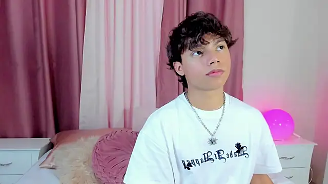 Honeymoon sariel online show from December 18, 8:15 pm