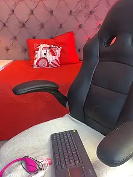 Sussan   online show from November 19, 11:43 am