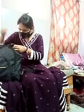 Snapshot of sanu_07 chatting on September 24, 5:33 am sanu 07 online show from September 24, 5:33 am