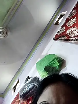 Snapshot of sanu_07 chatting on October 15, 4:56 am sanu 07 online show from October 15, 4:56 am