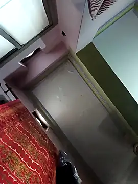 Snapshot of sanu_07 chatting on October 17, 4:37 am sanu 07 online show from October 17, 4:37 am