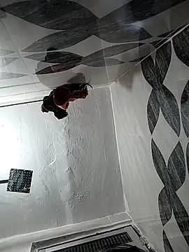 Snapshot of sanu_07 chatting on October 20, 11:32 am sanu 07 online show from October 20, 11:32 am