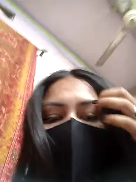 Snapshot of sanu_07 chatting on October 28, 5:00 am sanu 07 online show from October 28, 5:00 am