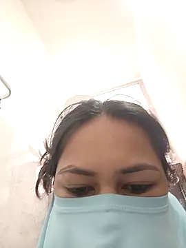 Snapshot of sanu_07 chatting on April 1, 2:56 am sanu 07 online show from April 1, 2:56 am