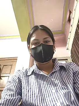 Snapshot of sanu_07 chatting on April 18, 5:11 am sanu 07 online show from April 18, 5:11 am