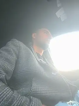 Torissimo92 online show from December 5, 8:23 am