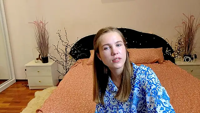 Snapshot of Spicy_Lexi chatting on June 18, 1:15 pm Spicy Lexi online show from June 18, 1:15 pm