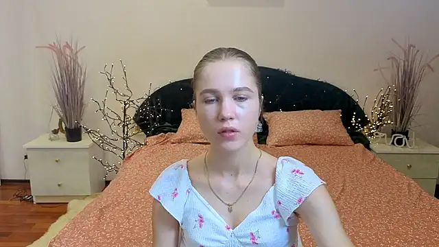 Snapshot of Spicy_Lexi chatting on July 18, 6:50 am Spicy Lexi online show from July 18, 6:50 am
