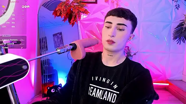 SebastianHilton online show from March 14, 1:05 pm