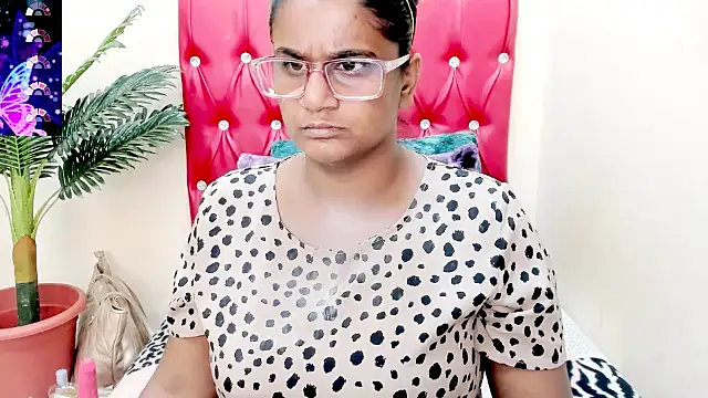 Strawberry Lips online show from October 27, 5:11 am