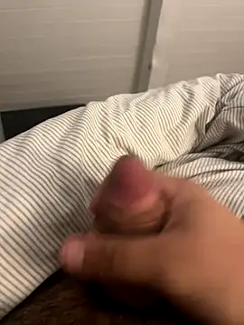 Snapshot of Pablo_14800 chatting on November 26, 4:52 pm Pablo 14800 online show from November 26, 4:52 pm